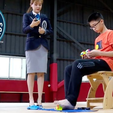 Can You Solve A Rubik’s Cube… with Your Feet?